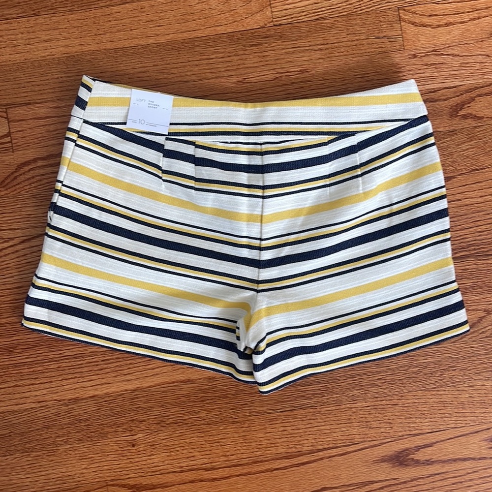 LOFT The Riviera Shorts Striped Pockets Sz 10 Beautiful- Perfect- NEW with Tags
